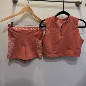 Nike Pro Athletic Set